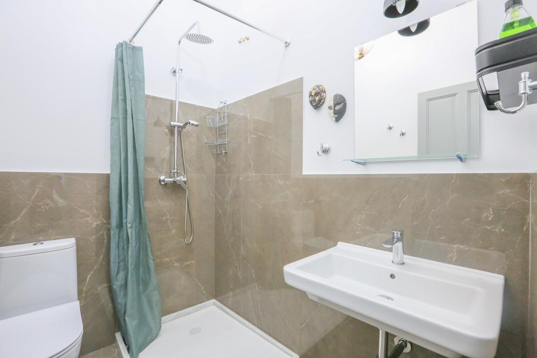 Casa Senorial Con Piscina. Casa Donna Isabel Guest House Peñaflor Eksteriør bilde